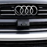 Audi ACC Sensor im Auto