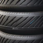 Bridgestone Reifen auf einem Auto