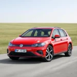 VW Golf 8 in verschiedenen Farben