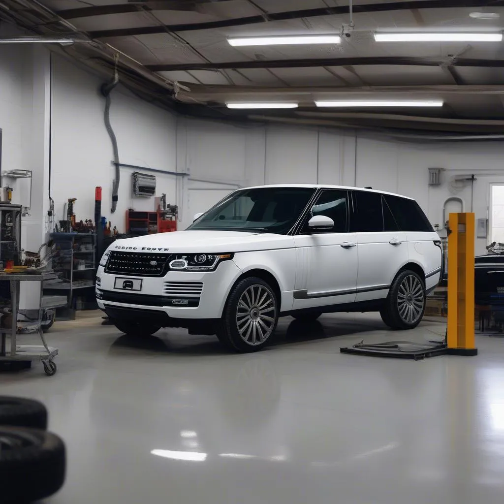 Range Rover in der Werkstatt