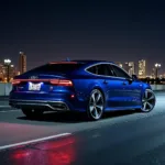 Audi A7 Blau bei Nacht