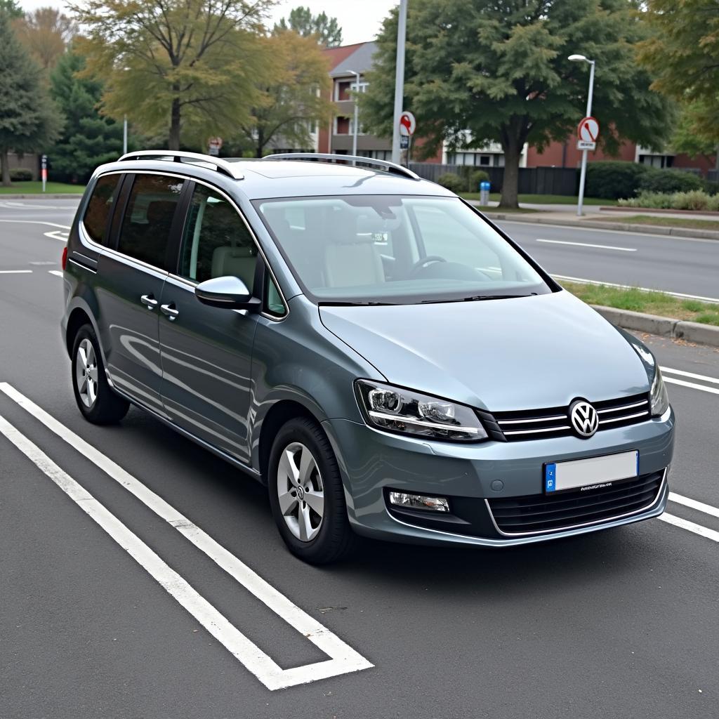 Breite VW Sharan Parkplatz