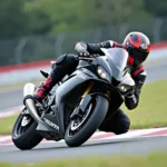 Daytona 675 R Triumph auf der Rennstrecke