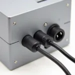 Anschluss und Kabel eines Kühlbox Adapters 12V 220V