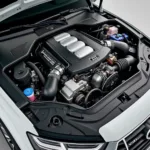 Audi Q7 V12 TDI Motorraum