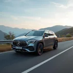 Mercedes EQS SUV: Elektro-Power und atemberaubende Performance auf der Straße.